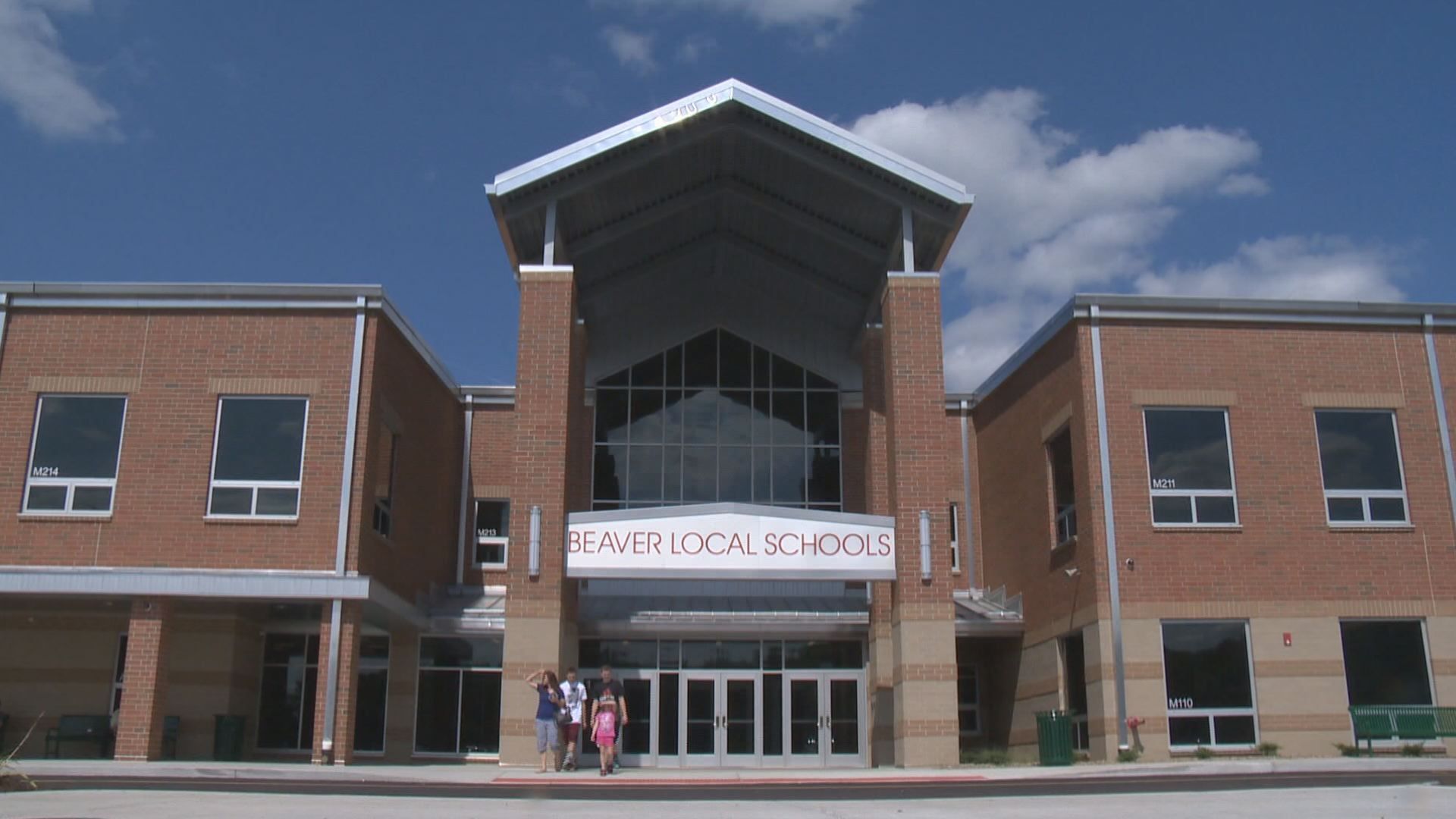 Beaver Local Schools seeks reimbursement from charter schools WFMJ