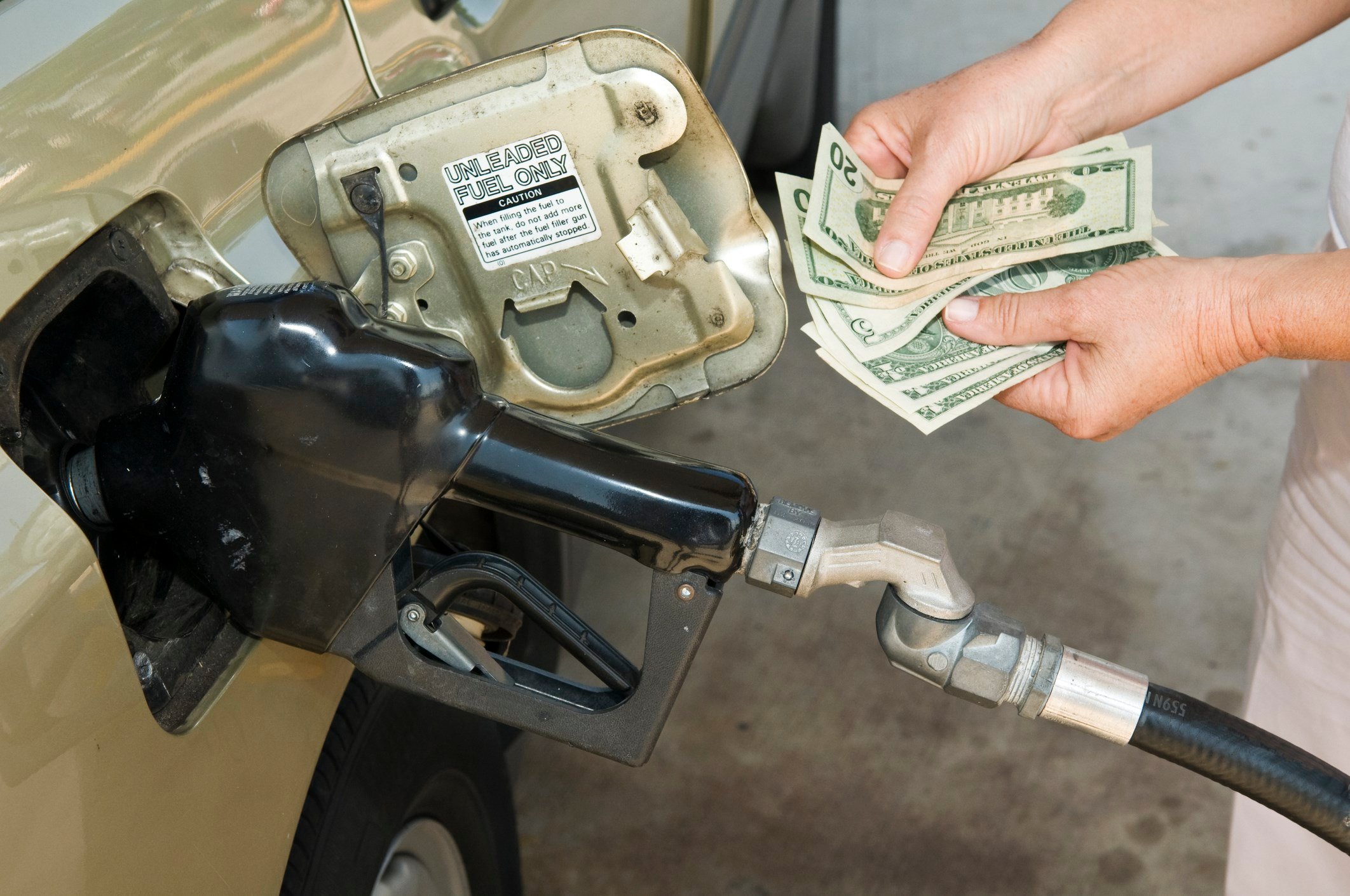 U.S. Senator Brown calls for President Biden to help ease gas prices – WFMJ.com