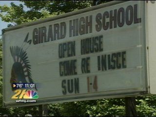 Girard alumni take last walk through old school