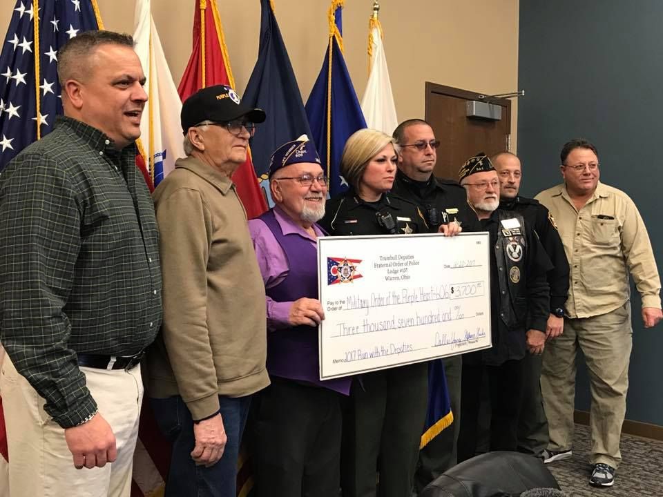 Trumbull County veterans donate toys and food to families in need