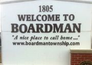 Small businesses host 'Merry on Market' crawl in Boardman