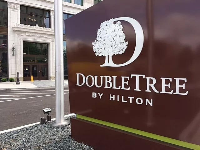 Downtown Youngstown hotel now open - WFMJ.com