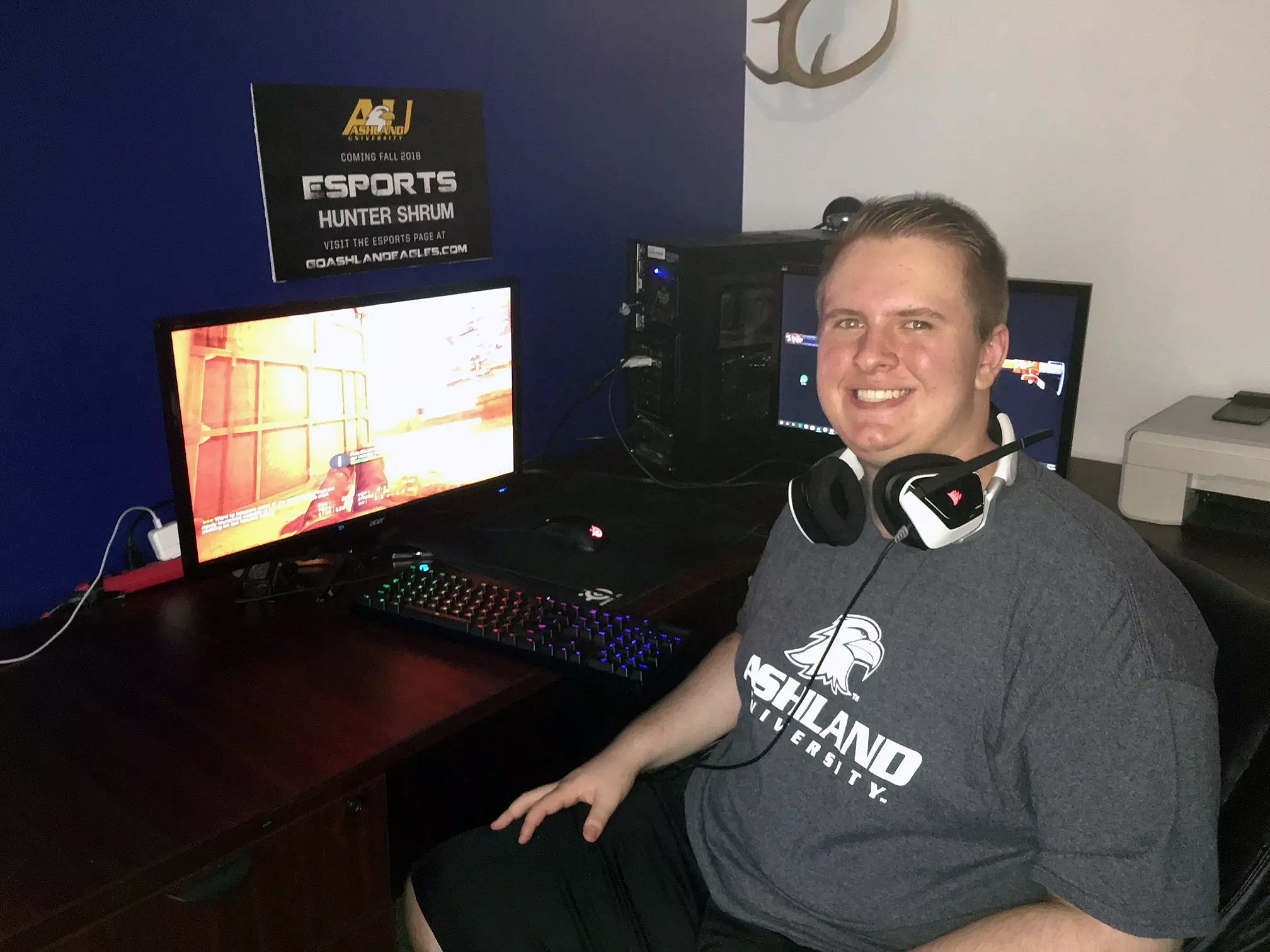 Lakeview grad earns college eSports scholarship - WFMJ.com