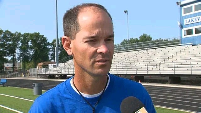 Pavlansky heading to Poland as head football coach - WFMJ.com