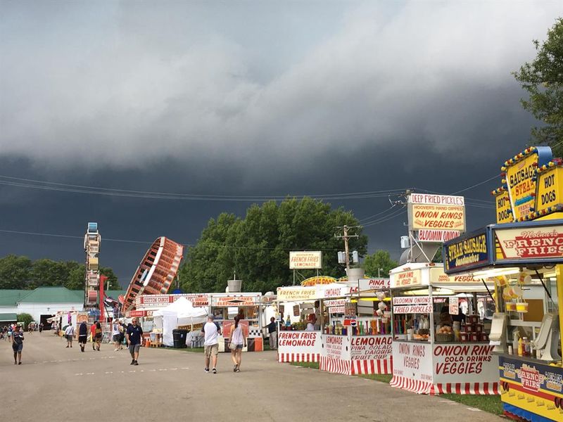 First day of Canfield Fair met with heavy rains and gusty winds - WFMJ First day of Canfield Fair met with heavy rains and gusty winds - WFMJ