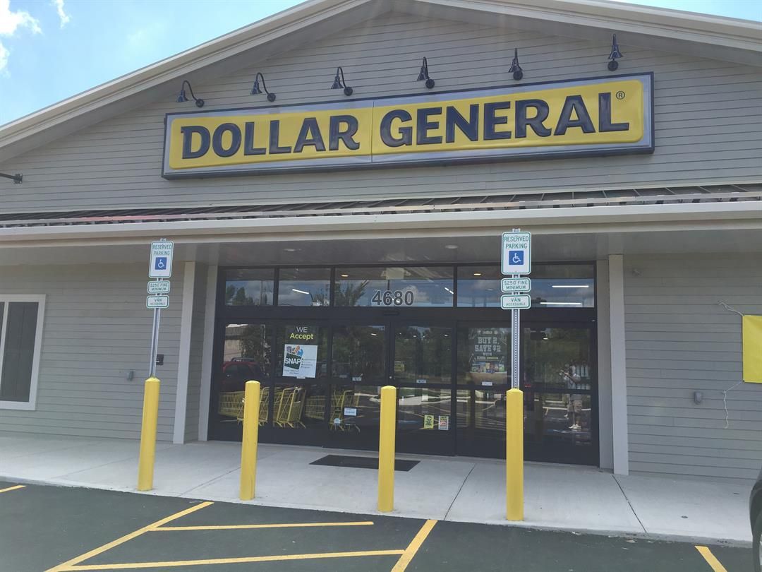 New Warren Dollar General celebrates grand opening