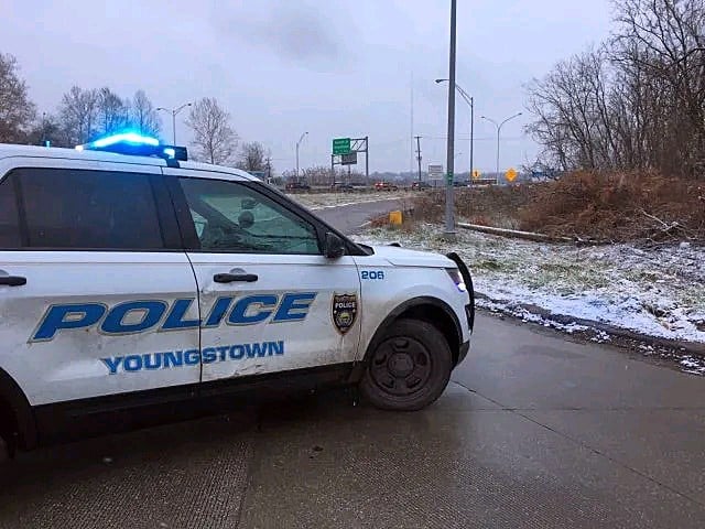 Ypd Cruiser Struck On Slippery Himrod Expressway - Wfmj.com