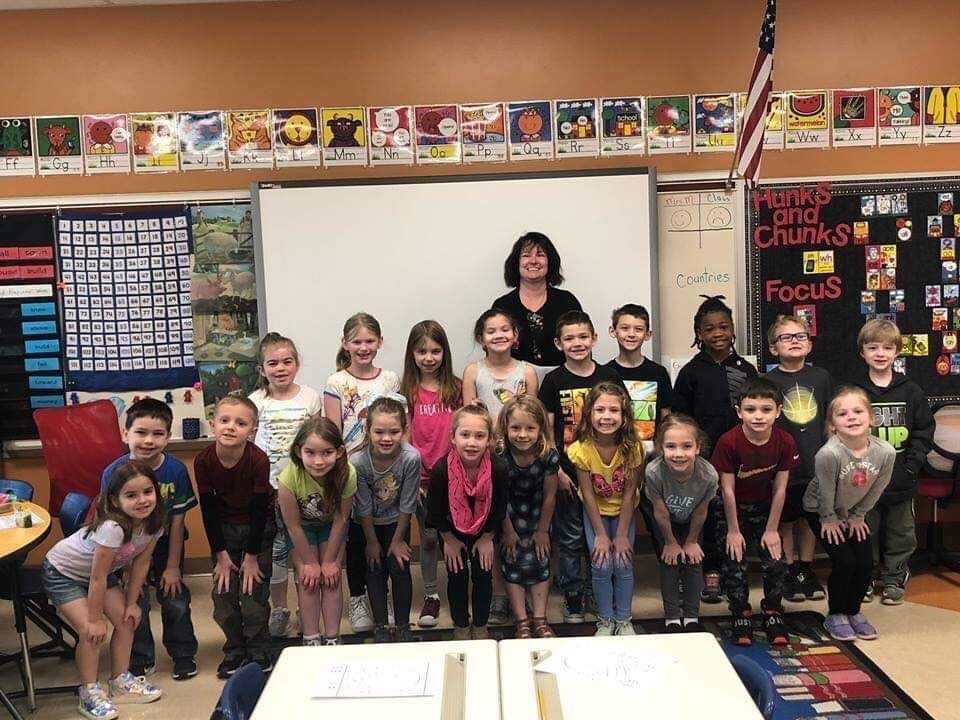 Hubbard Elementary students raise more than $9,000 for classmate - WFMJ