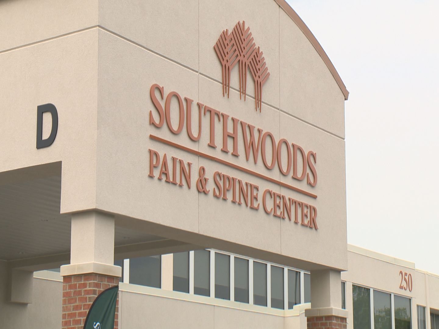 New Pain and Spine Center opens in Boardman, offering patients one stop