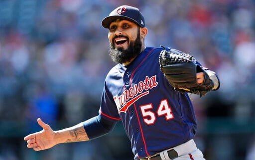 5 Twins' pitchers stop Cleveland's offense in 2-0 win 
