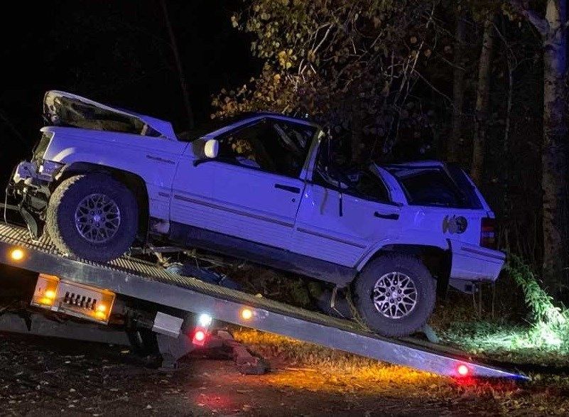 Teen injured when Jeep crashes in Orangeville