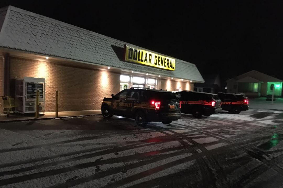 Bomb threat evacuates Dollar General, gas station and pharmacy in