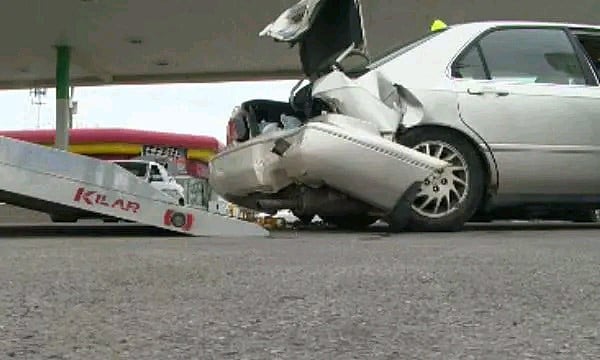 Nissan liberty crash test