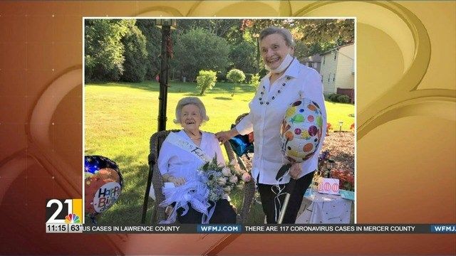 Community celebrates 100th birthday in Youngstown - WFMJ.com