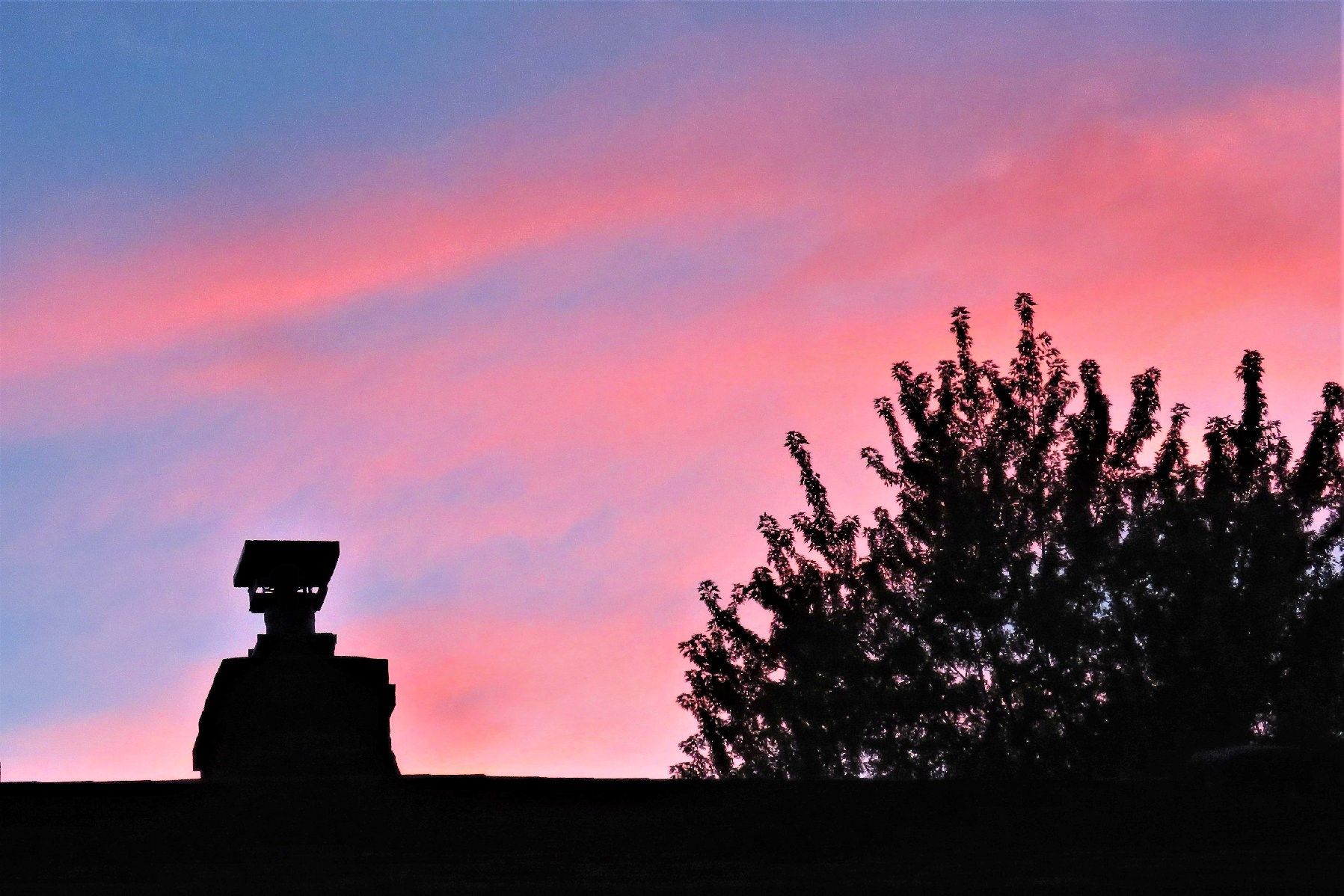 IMG_5653 sunset r.jpg