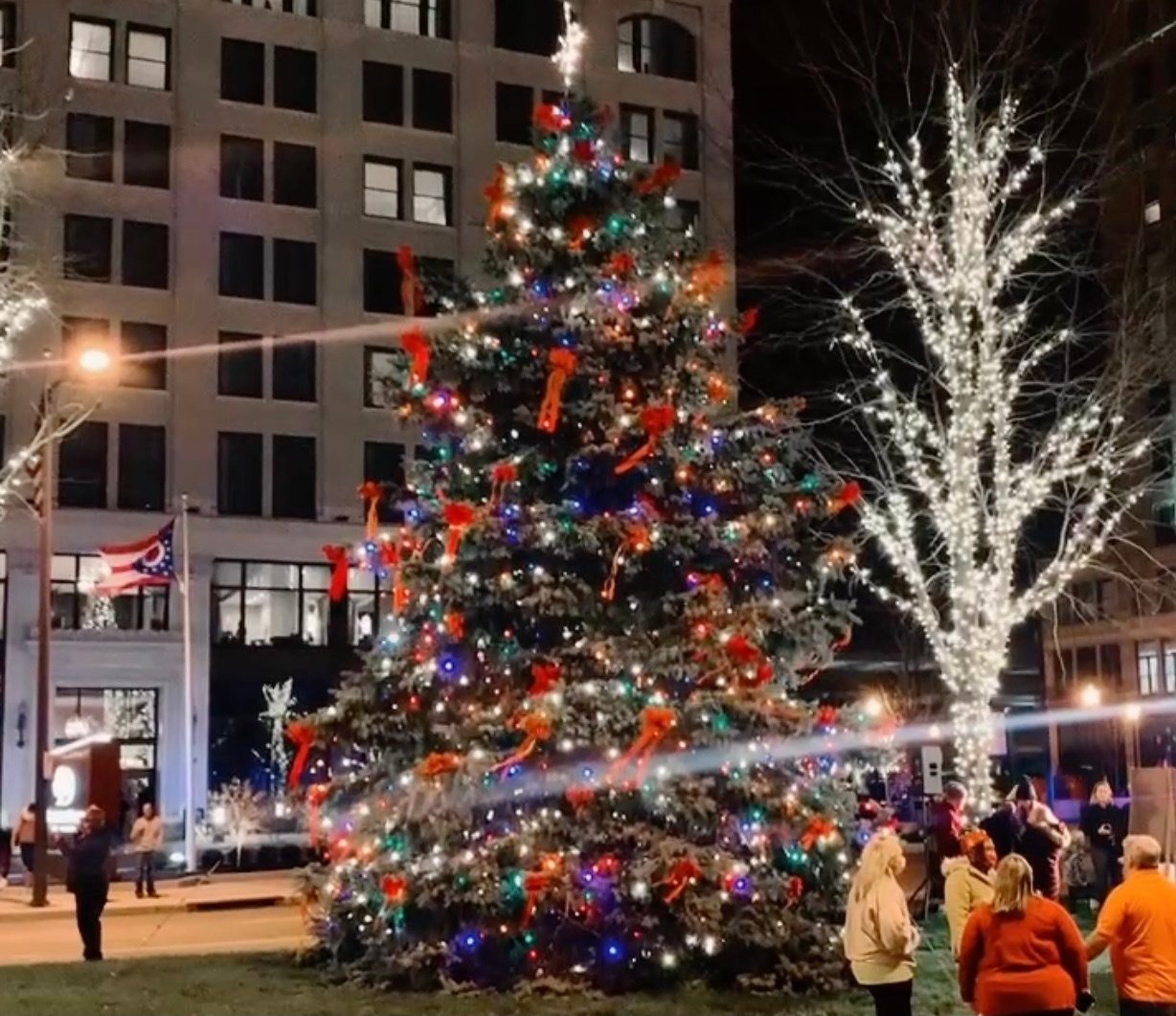 Youngstown Christmas tree lighting donation and decorations