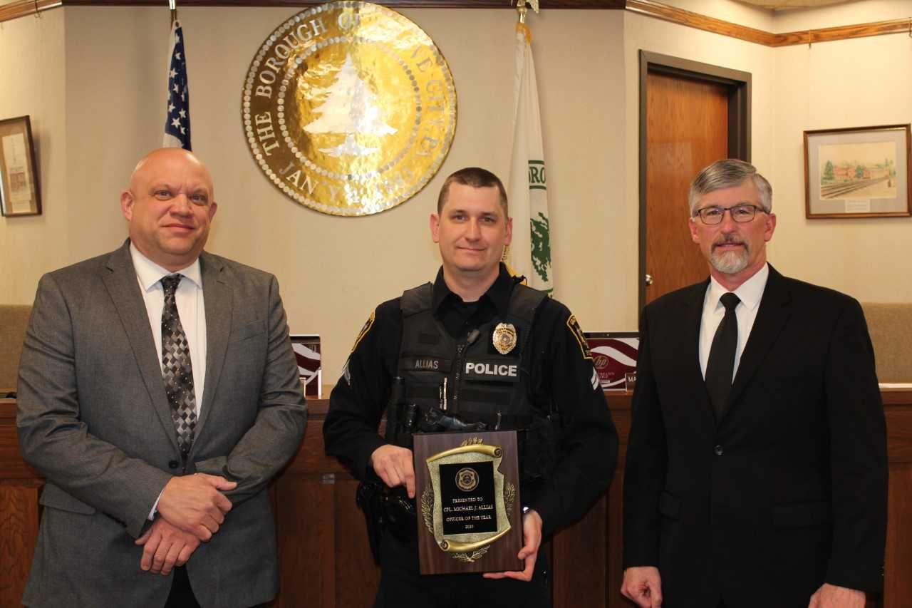 Grove City PD names Officer of the Year, adds new patrolman