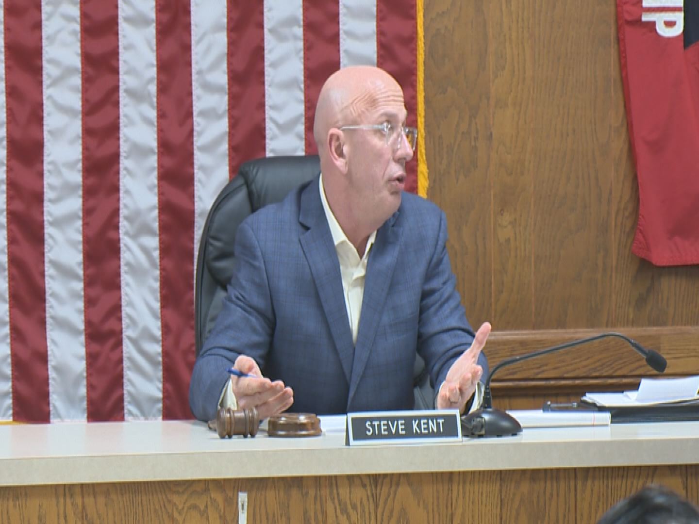 A Closer Look At How Indicted Austintown Trustee Is Able To Remain In Office 7297