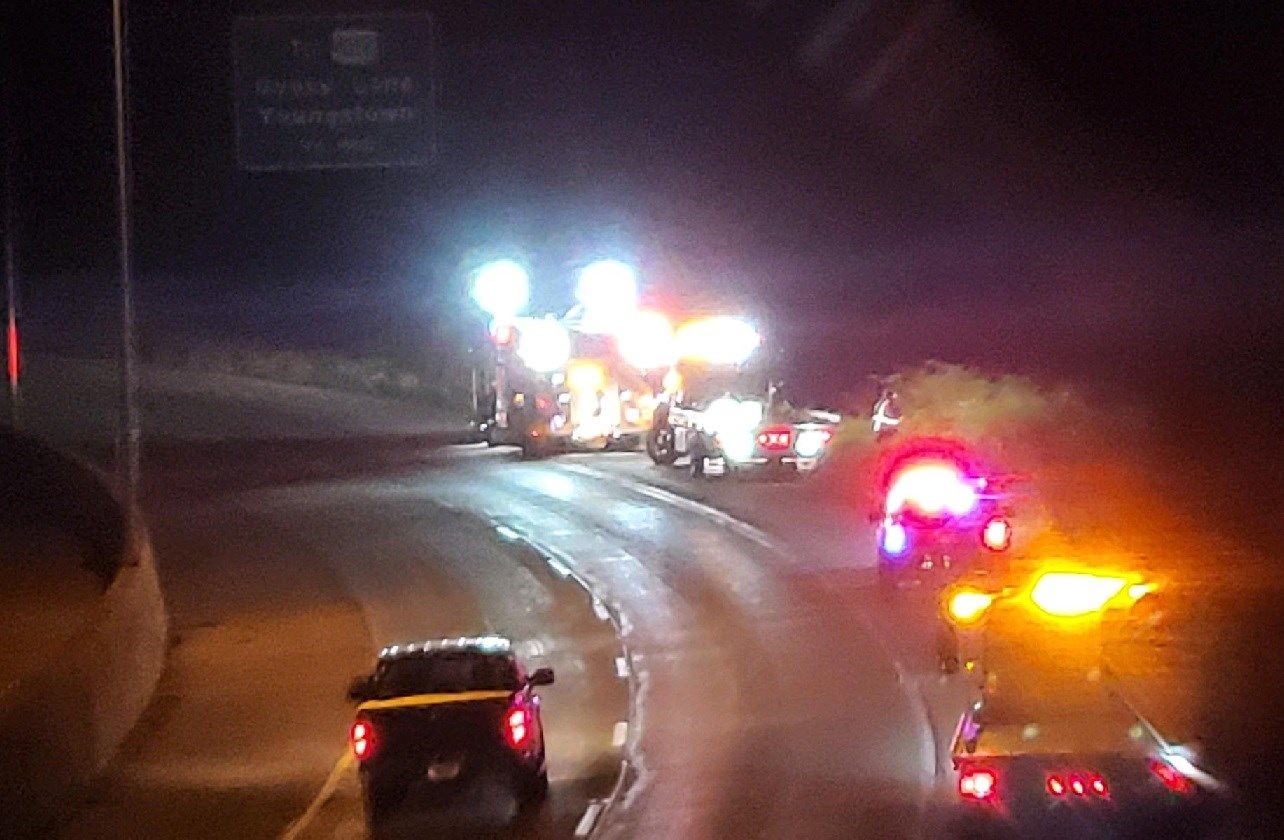 Girard police seek driver after rollover crash