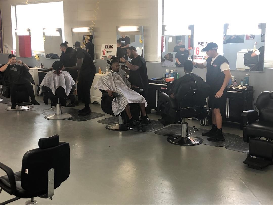 New barber college opens in Youngstown