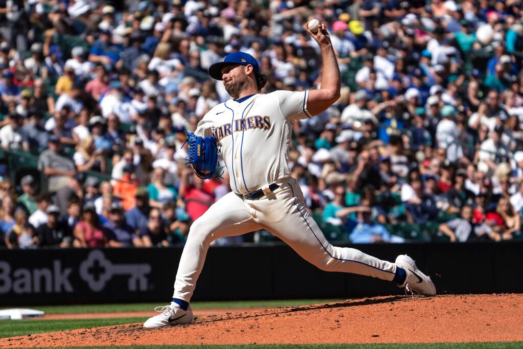 Ray's Day: Robbie Ray dominant as Mariners top Guardians 4-0 
