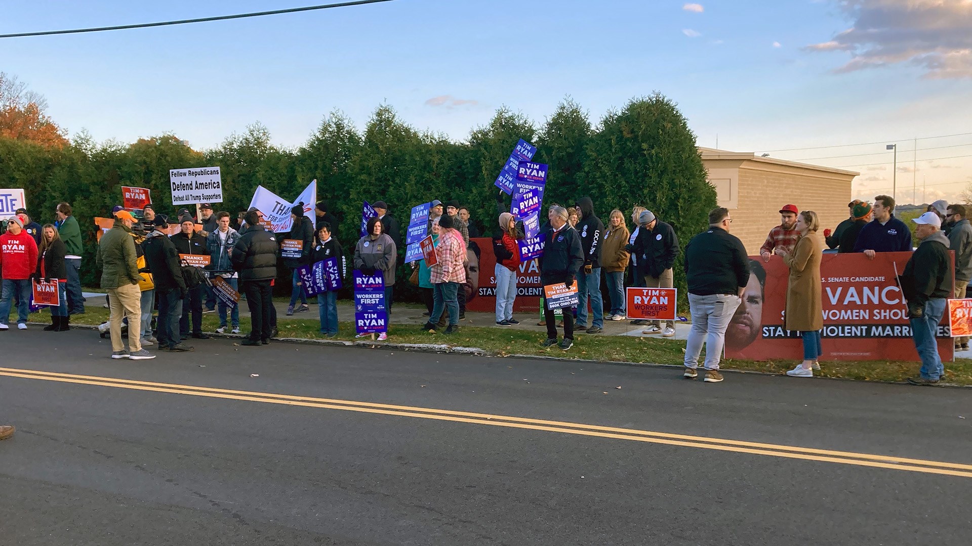 Protestors, supporters outside of Stambaugh Auditorium on Monday, Oct. 17