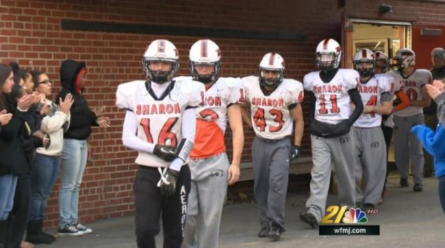 Sharon Tigers prepare for playoff following tragic loss of team mates