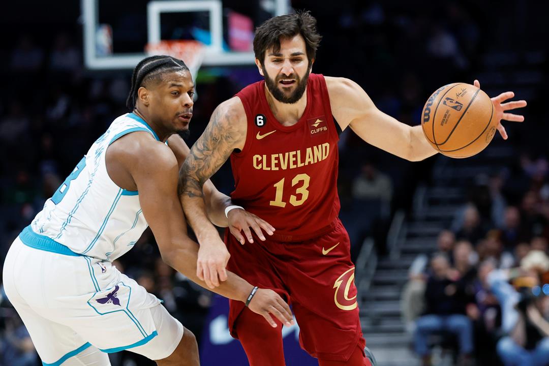 Cavaliers G Ricky Rubio putting career on pause indefinitely to