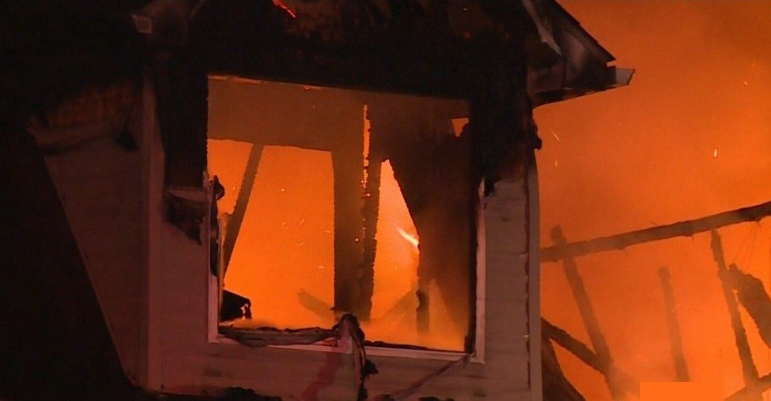 UPDATE Fire crews use over 1,500 feet of hose to put out Liberty Township fire