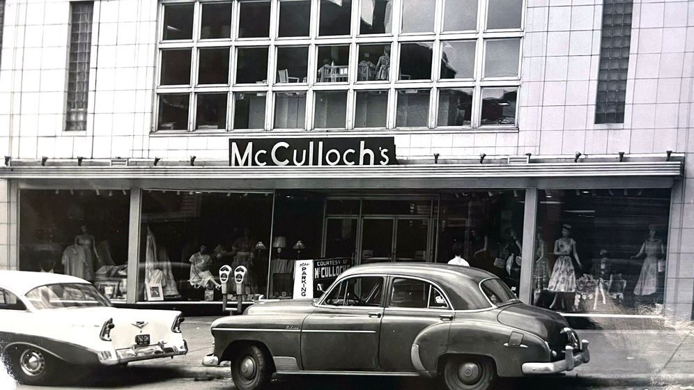 McCulloch's on State Street in Salem, 1956