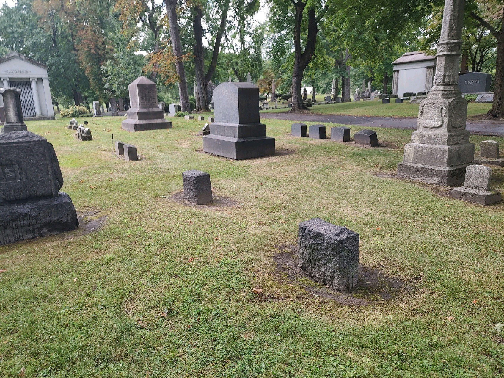 Oak Hill Cemetery holds stories of people who helped build Youngstown