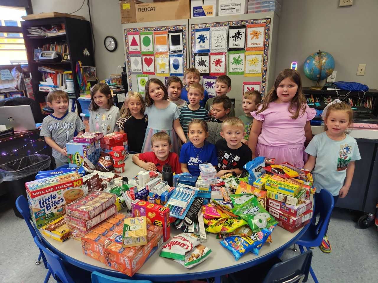 Jackson Milton kindergarteners collect food, comfort items in Veterans