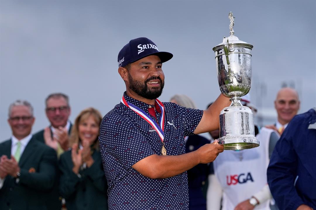 J.J. Spaun weathers the worst of wet Oakmont to win US Open