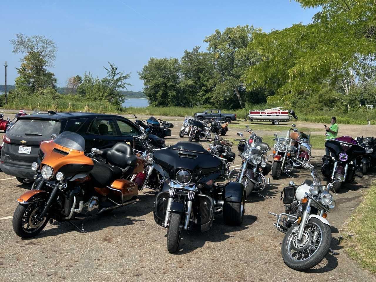 Annual 'Santa Run' brings mid-year holiday cheer