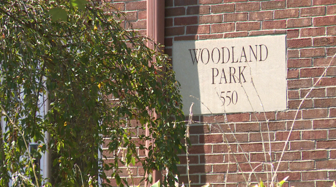 Senior citizens feel ‘trapped’ in McDonald apartments after elevator breaks