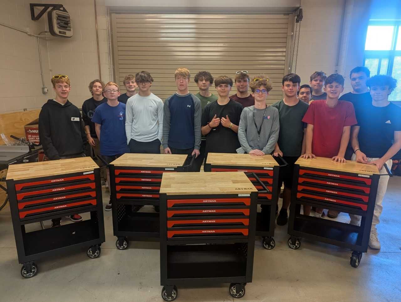 South Range building trades students receive new toolboxes thanks to donation