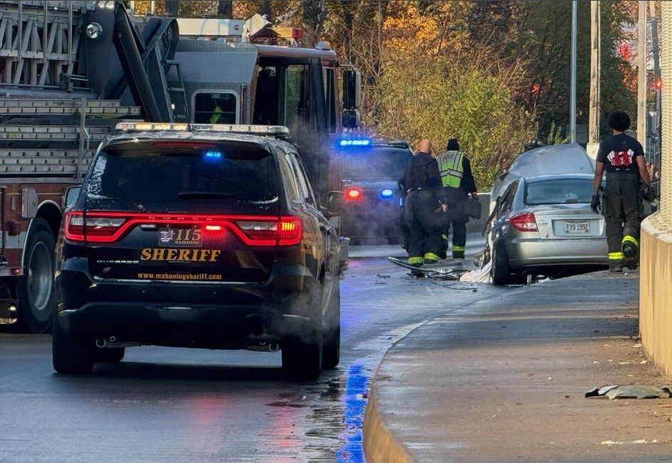 Crash closes Mahoning Ave. Bridge near Mill Creek Park