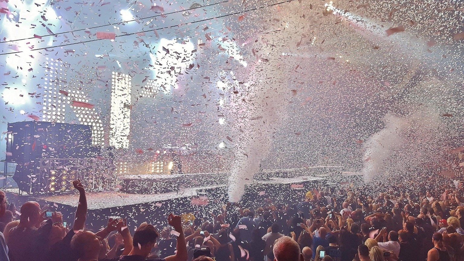 Covelli Centre Photo Contest winner captures 2016 KISS concert