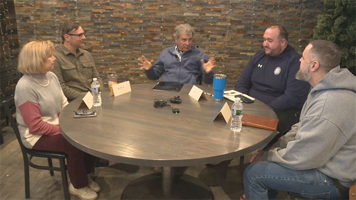 Sherrod Brown holds an affordability roundtable in Youngstown. (Jan. 22, 2026)