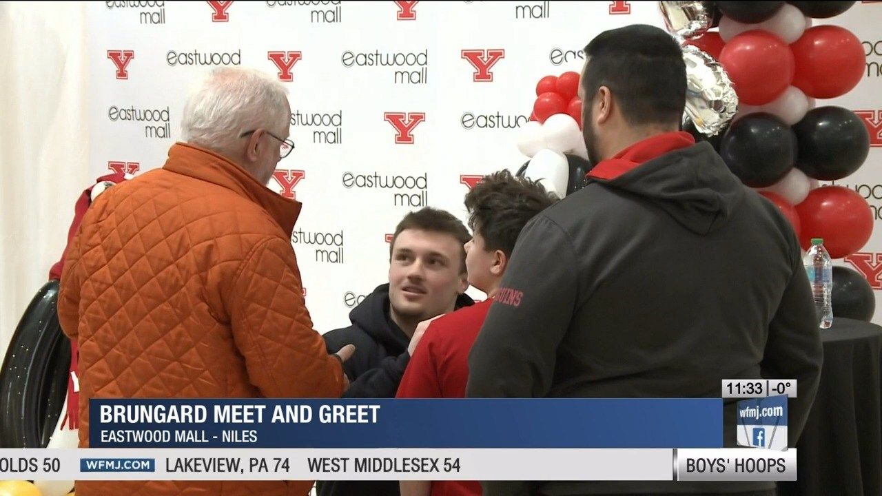 YSU's Brungard has Meet & Greet at Eastwood Mall