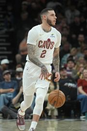 Cavaliers trade Lonzo Ball to Utah