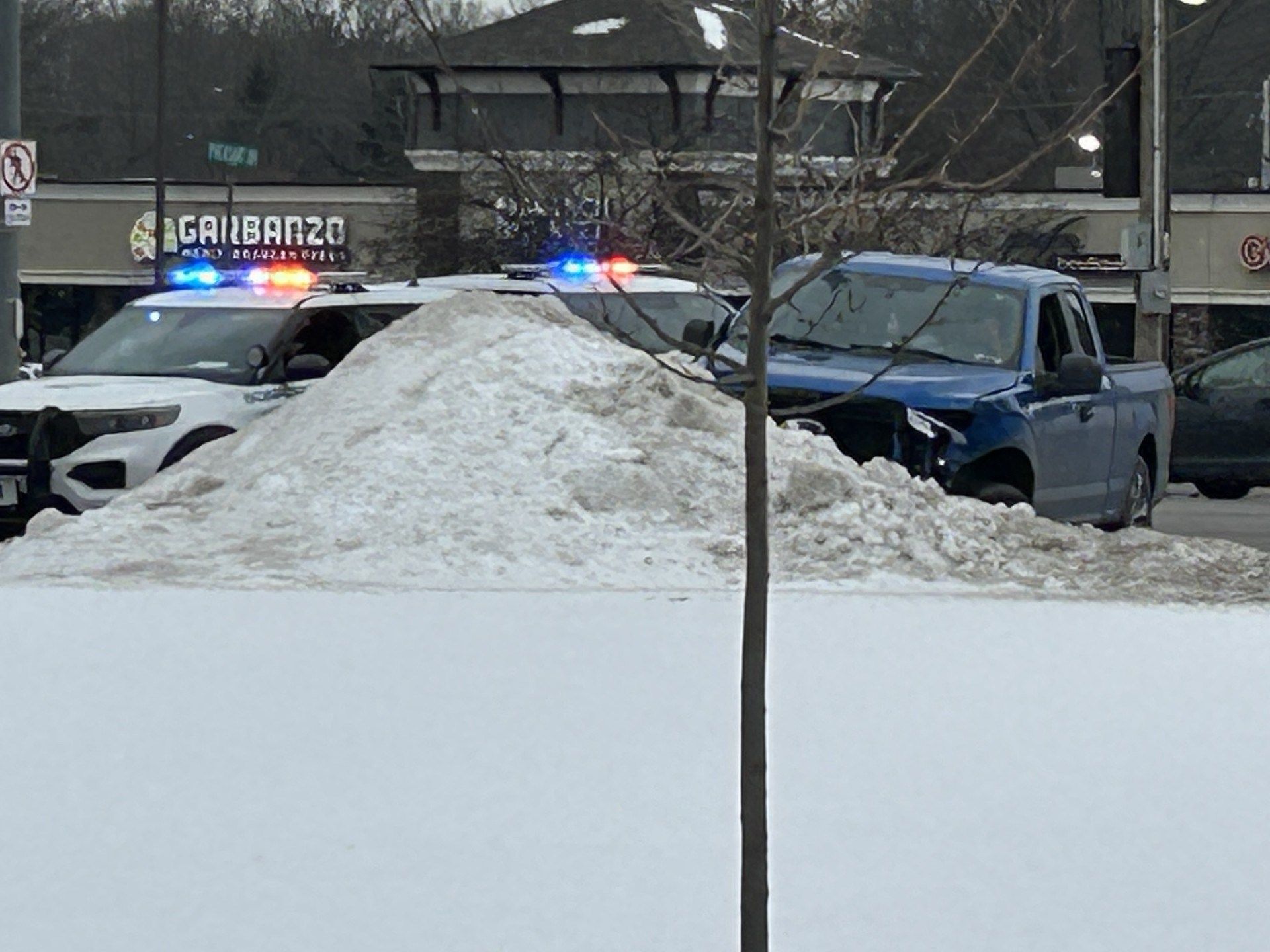 Traffic diverted temporarily after head-on crash in Boardman