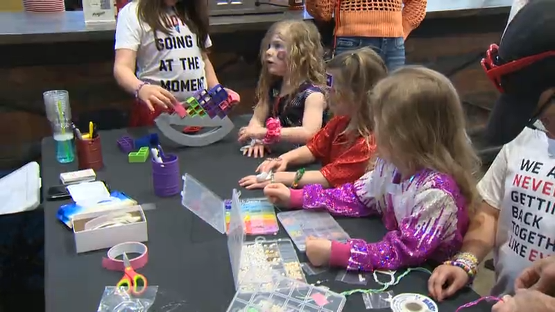 Families treated to concert at Penguin City Brewing Company