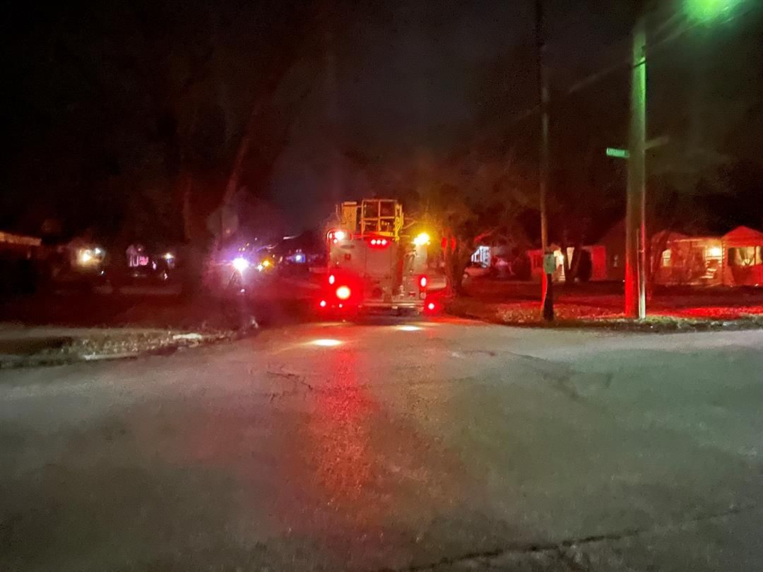 Crews responding to major gas leak inside Youngstown home