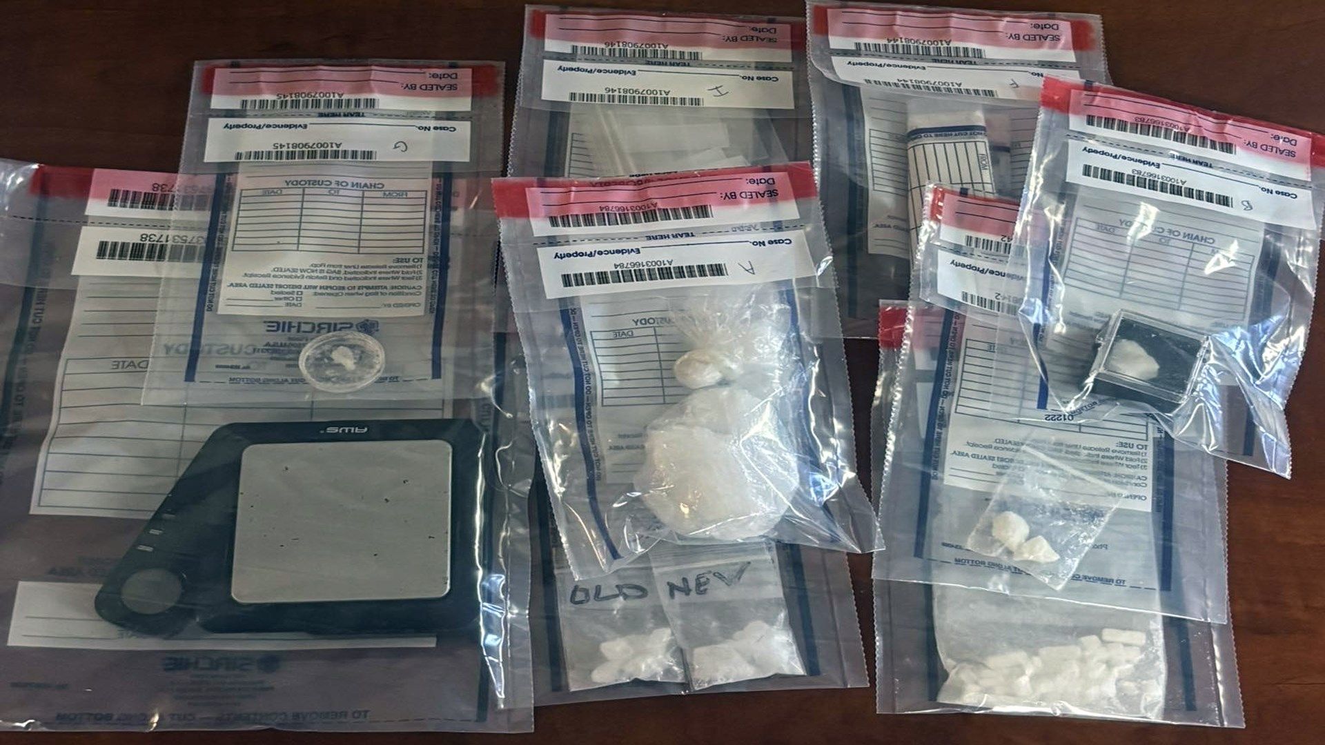 Suspected drugs, paraphernalia seized from Salem apartment