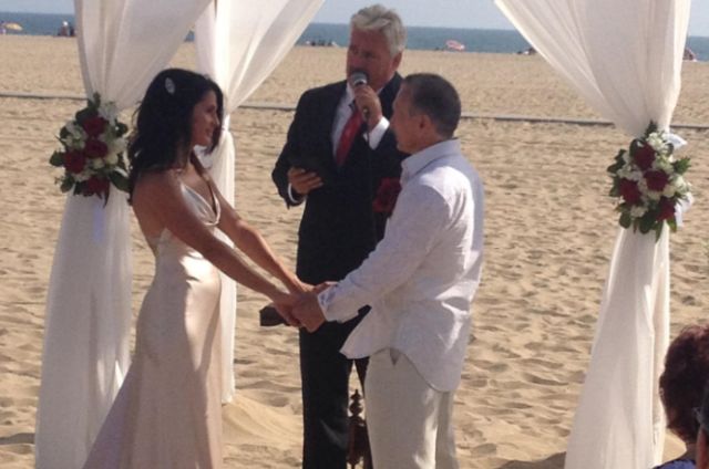 Barefoot beach wedding for Ray Boom Boom Mancini WFMJ com
