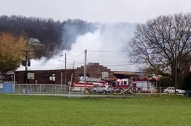 Fire destroys East Liverpool business - WFMJ.com News weather sports ...