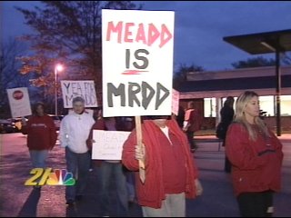 MRDD Workers Picket - WFMJ.com