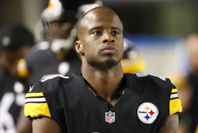 Ike Taylor annouces his retirement