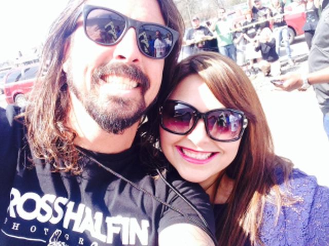 Foo Fighters front man Dave Grohl talks with 21 News - WFMJ.com News ...